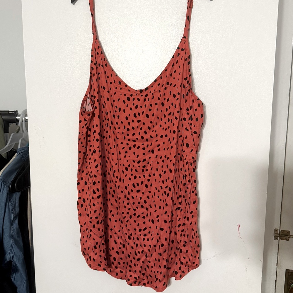 NWT- Torrid Coral with black dots swing tank size 3